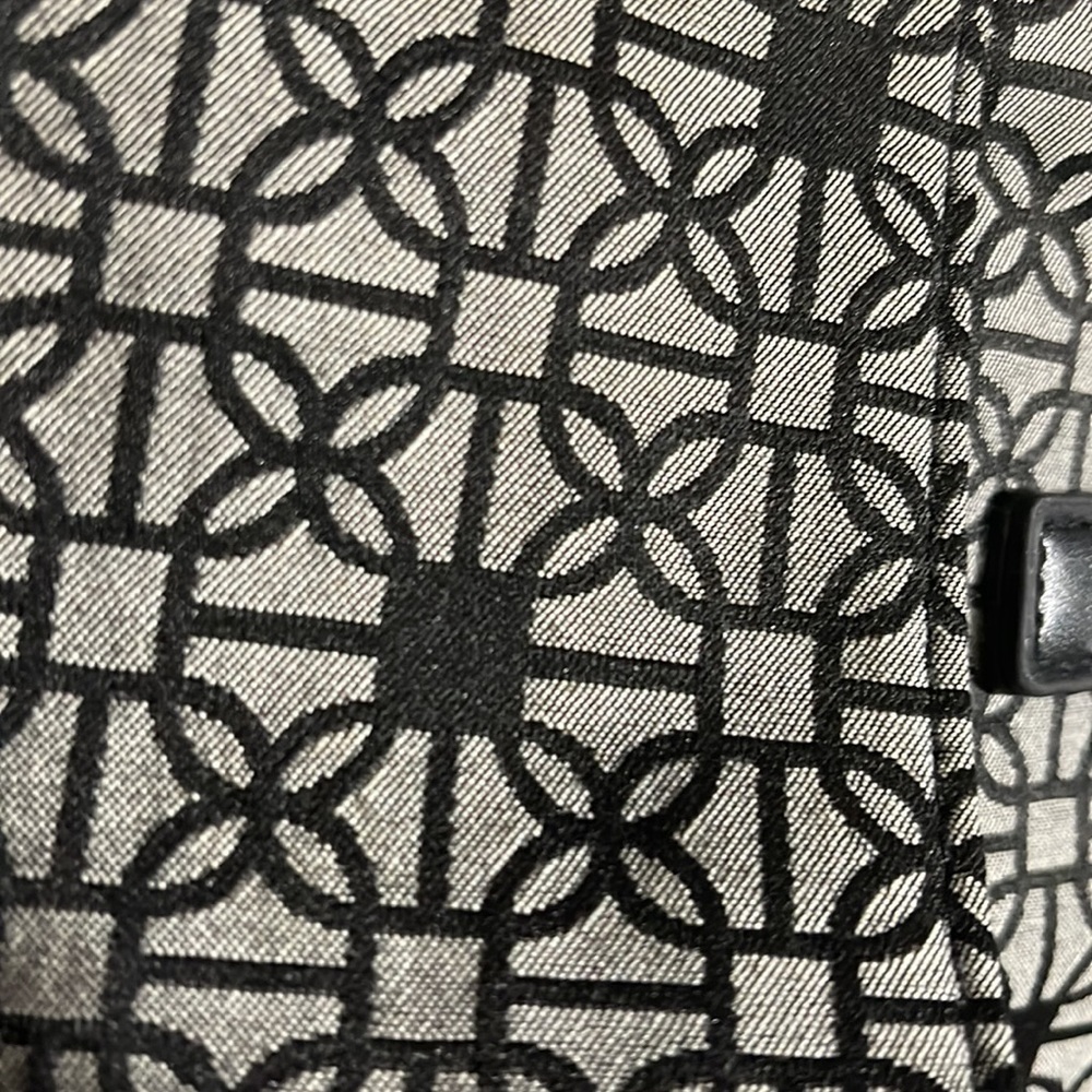 Handle or over the shoulder pocket book. - Picture 2 of 12